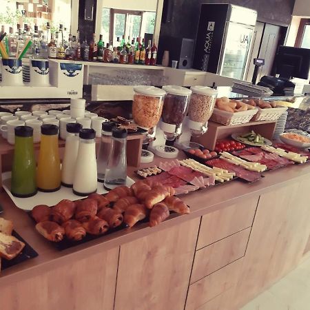 Aparthotel Nevada - Apartamente Констанца Екстериор снимка