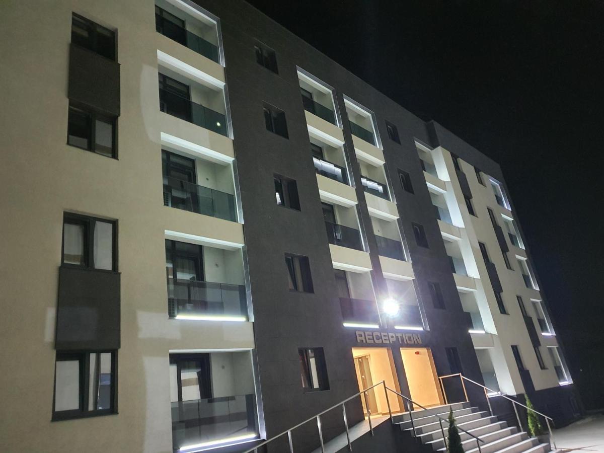 Aparthotel Nevada - Apartamente Констанца Екстериор снимка