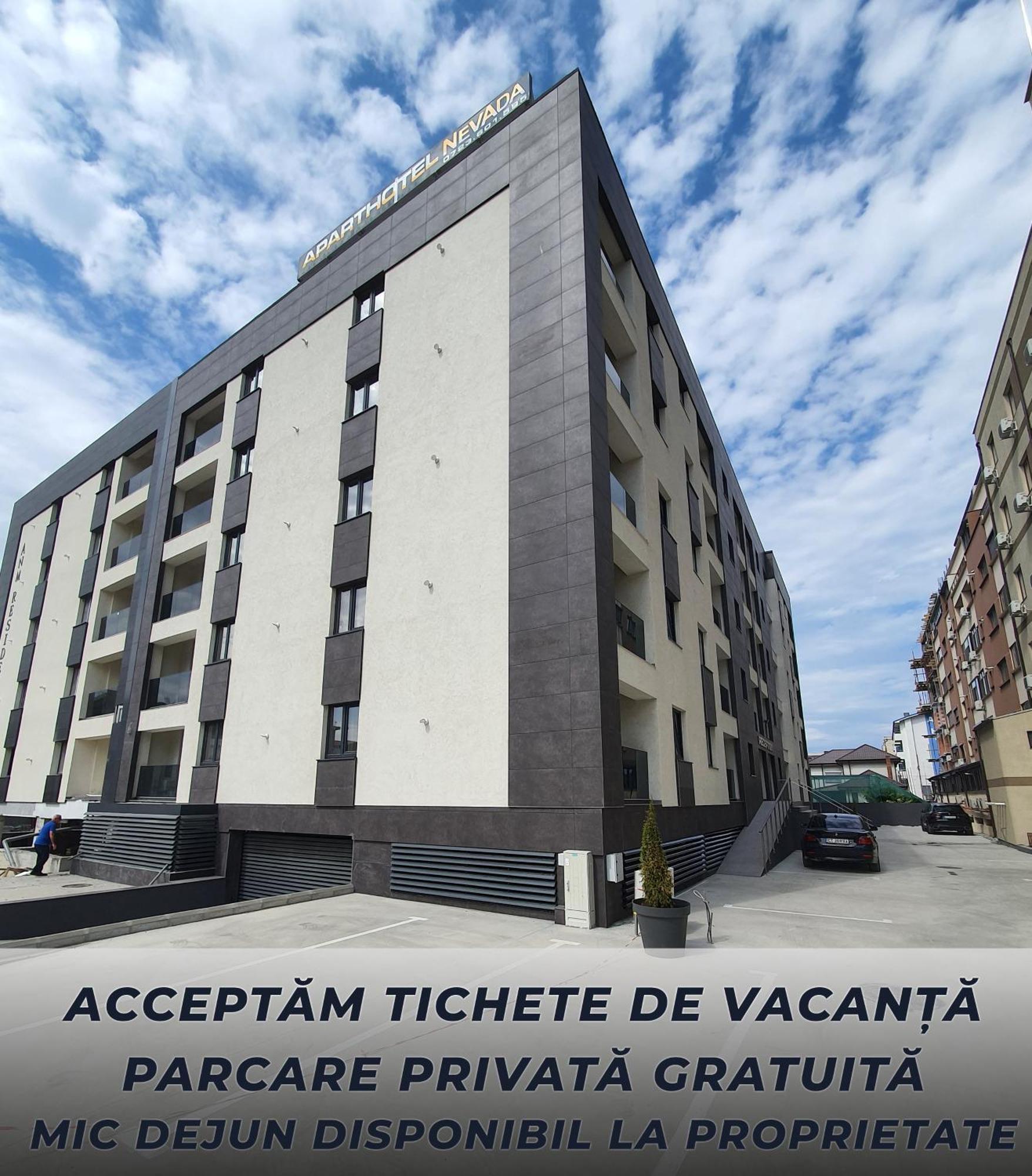 Aparthotel Nevada - Apartamente Констанца Екстериор снимка